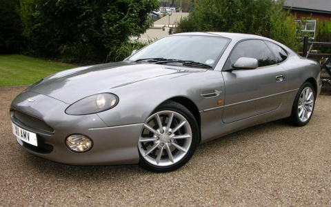 Aston Martin DB7 Vantage Coupé Front