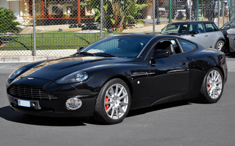 Aston Martin Vanquish I Coupé Front