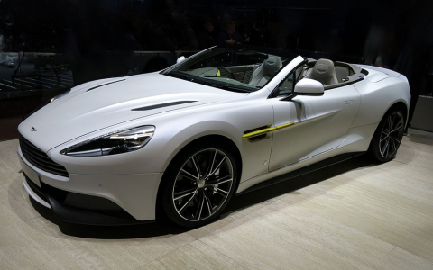 Aston Martin Vanquish Cabriolet Front