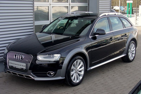 Audi A4 allroad B8 Kombi Front