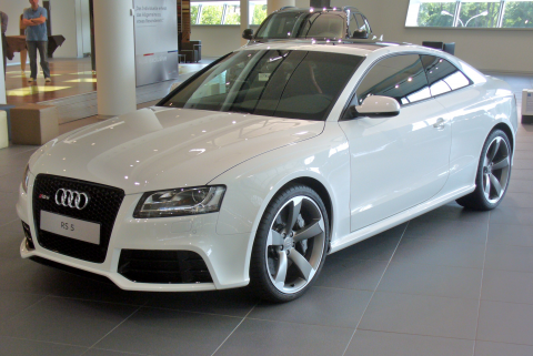 Audi RS5 8T Coupé Front