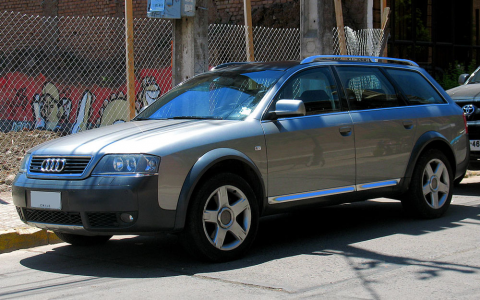 Audi A6 allroad C5 Kombi Front