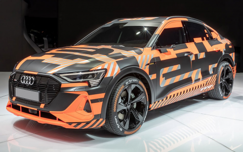 Audi e-tron S Sportback GE SUV/Geländewagen Front