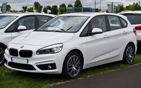 BMW 2er Active Tourer F45 Van Front