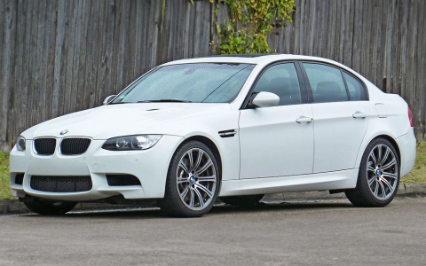 BMW M3 E90 Limousine Front