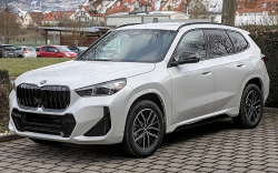BMW iX1 U11