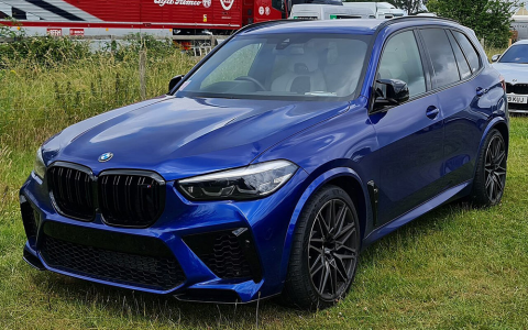 BMW X5 M F95 SUV/Geländewagen Front