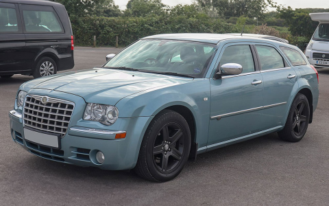 Chrysler 300C Touring Kombi Front