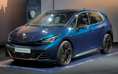 CUPRA Born Kompaktwagen Front