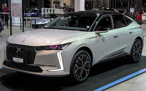 DS Automobiles DS 4 II Kompaktwagen Front