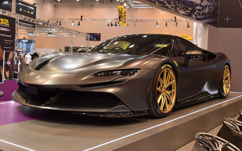 Ferrari SF90 Stradale Coupé Front