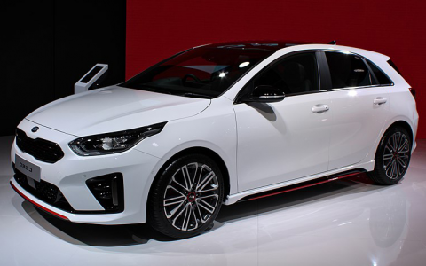 Kia Ceed GT III Kompaktwagen Front