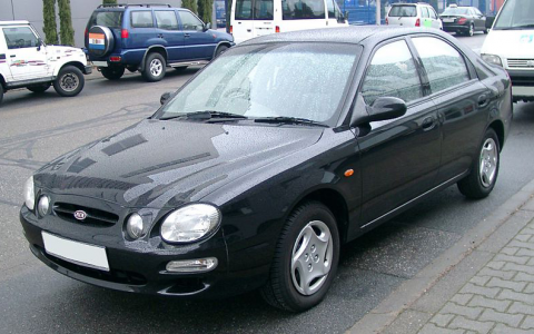 Kia Shuma Limousine Front