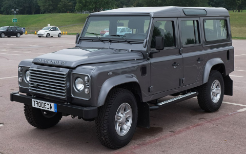 Land Rover Defender I SUV/Geländewagen Front
