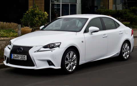 Lexus IS III Limousine Front