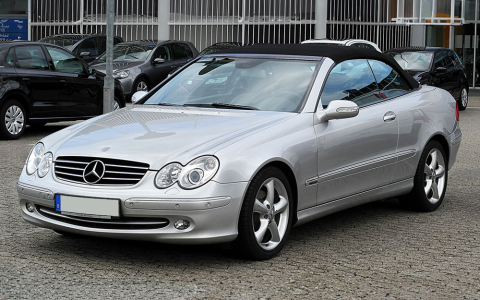 Mercedes-Benz CLK 209 Cabriolet Front
