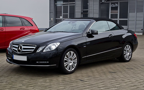 Mercedes-Benz E-Klasse 207 Cabriolet Front