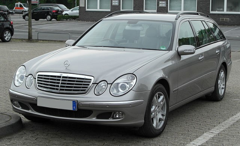 Mercedes-Benz E-Klasse 211 Kombi Front