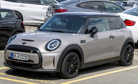 MINI MINI Electric 3-Türer III Kleinwagen Front