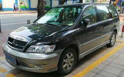 Mitsubishi Space Wagon III