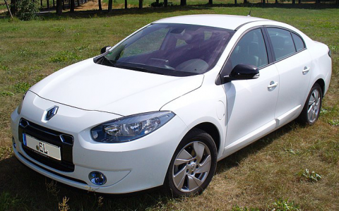 Renault Fluence Z.E. Limousine Front