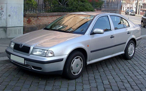 Skoda Octavia I Limousine Front