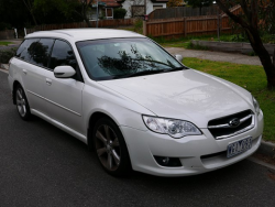 Subaru Legacy IV