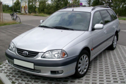 Toyota Avensis I