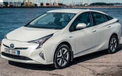 Toyota Prius IV