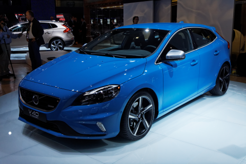 Volvo V40 III Kompaktwagen Front