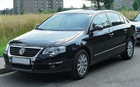 VW Passat B6 Limousine Front