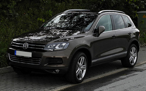 VW Touareg II SUV/Geländewagen Front